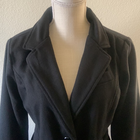 Host Pick 🔥 NWOT Dollhouse Outerwear Coat-Removable Fur Collar - Picture 3 of 16